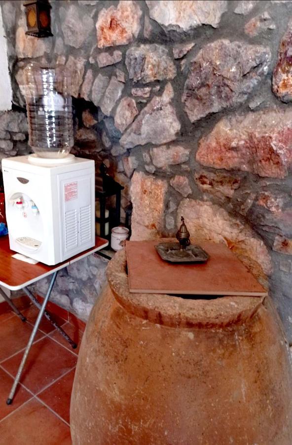 Traditional Stone House In Chios Villa Chios Island Bagian luar foto